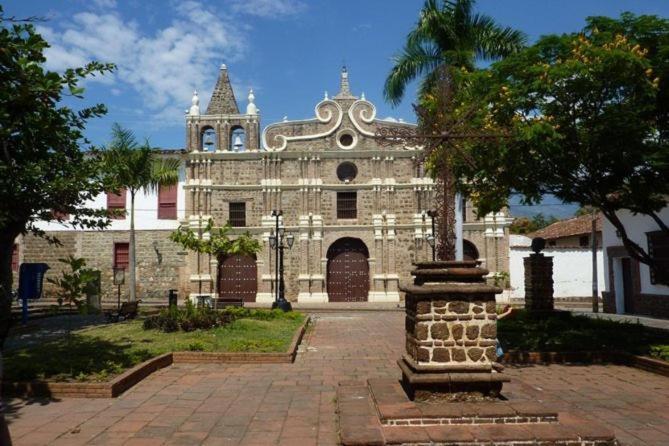 Apartasol Santafe De Antioquia 15 Santa Fe de Antioquia
